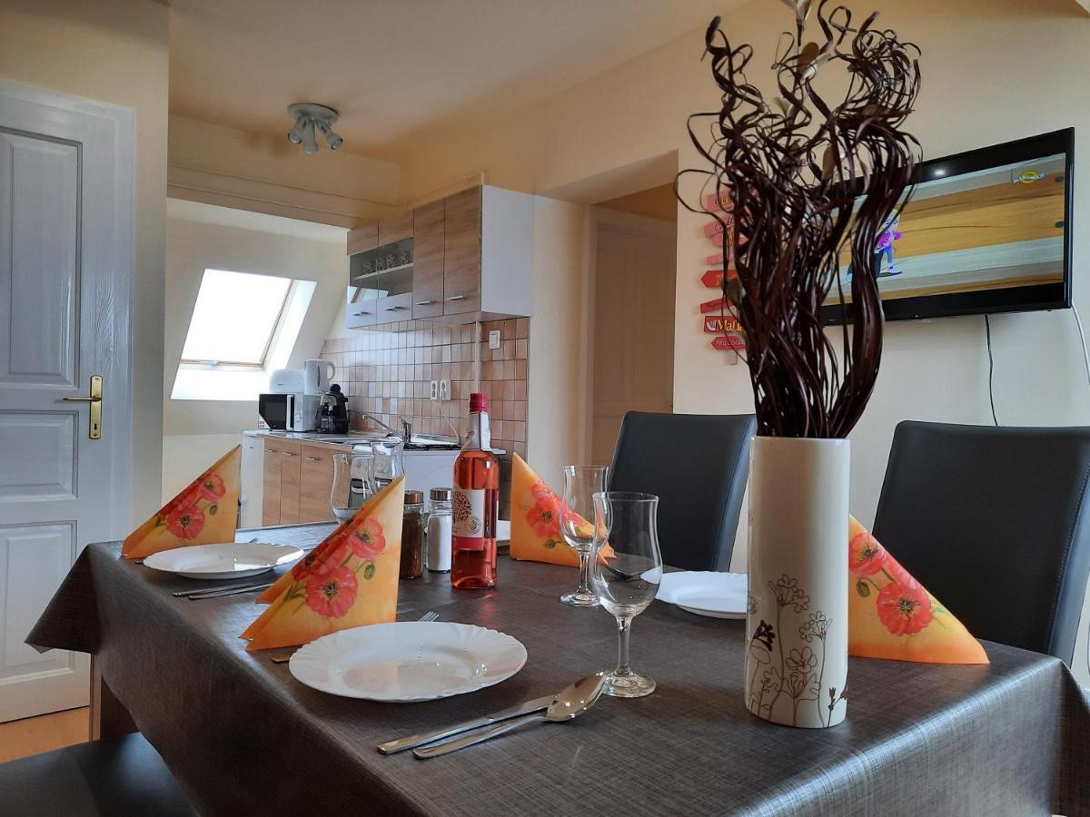 Ferienwohnung Harmonia Vendeghaz Balatonalmádi Exterior foto