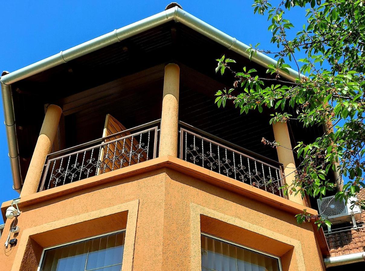 Ferienwohnung Harmonia Vendeghaz Balatonalmádi Exterior foto