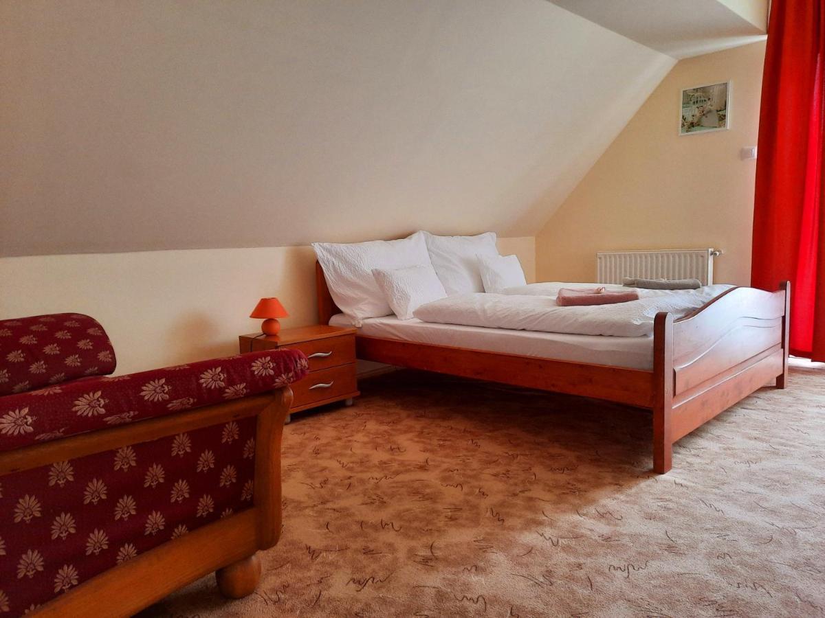 Ferienwohnung Harmonia Vendeghaz Balatonalmádi Exterior foto
